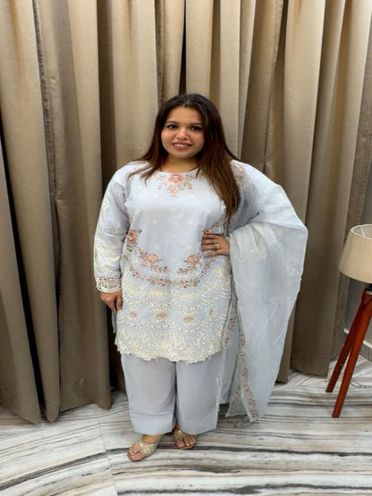 Pakistani Farshi Salwar Suit